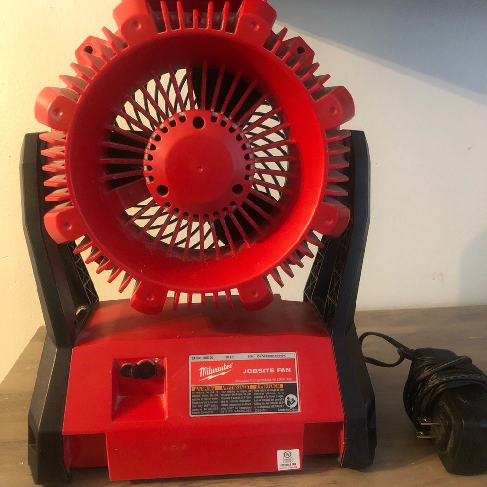 Job site Fan in GREAT condition !!